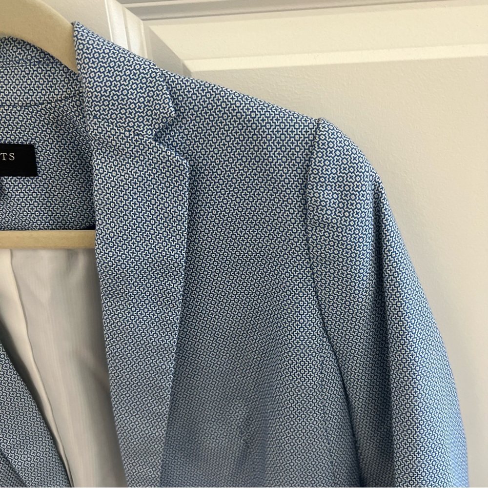 Wonen's Blue Patterned Petite Blazer